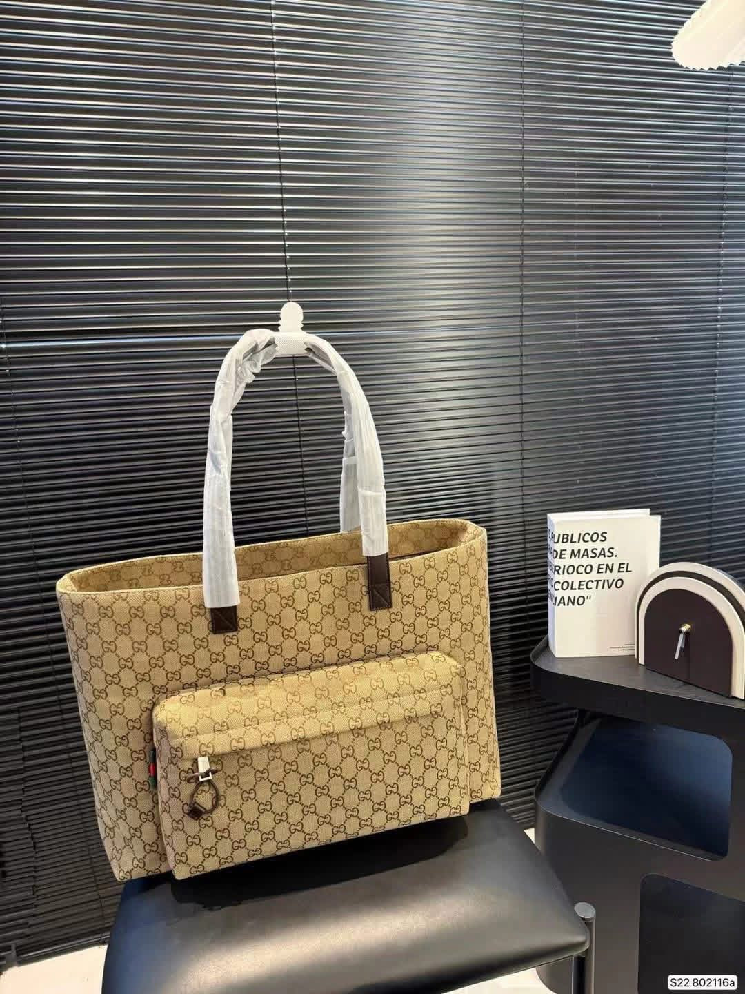 The Executive Tote